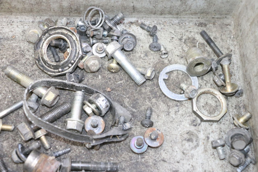 photo de SCHRAUBENBEUTEL HONDA SCV LEAD 100 (2003 - 2007)