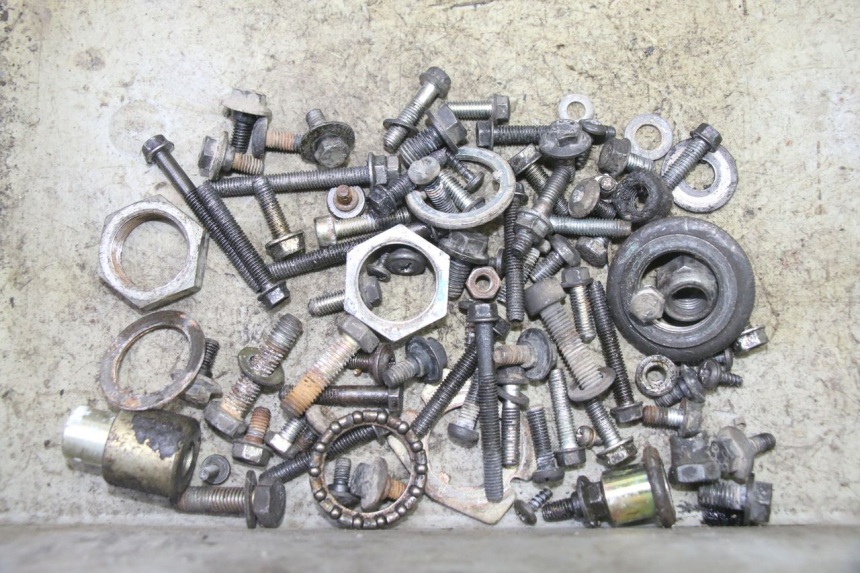 photo de SCHRAUBEN PEUGEOT SPEEDAKE 50 (1995 - 1997)