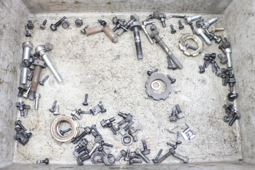 photo de SCHRAUBEN PEUGEOT SPEEDFIGHT 4 4T EFI 50 (2021 - 2025) - Hauptansicht