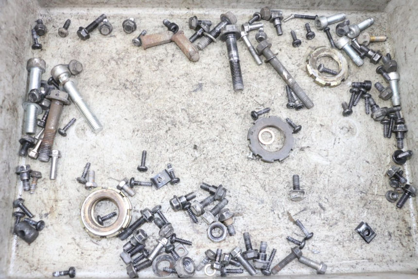 photo de SCHRAUBEN PEUGEOT SPEEDFIGHT 4 4T EFI 50 (2021 - 2025) - Detailansicht des Bauteils