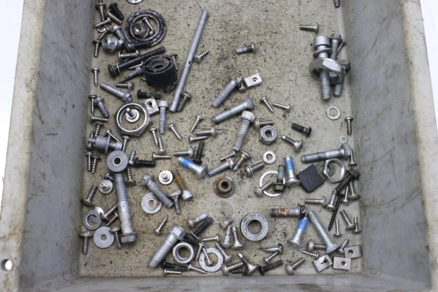 photo de SCHRAUBEN APRILIA SR R 2T LC 50 (2018 - 2021)