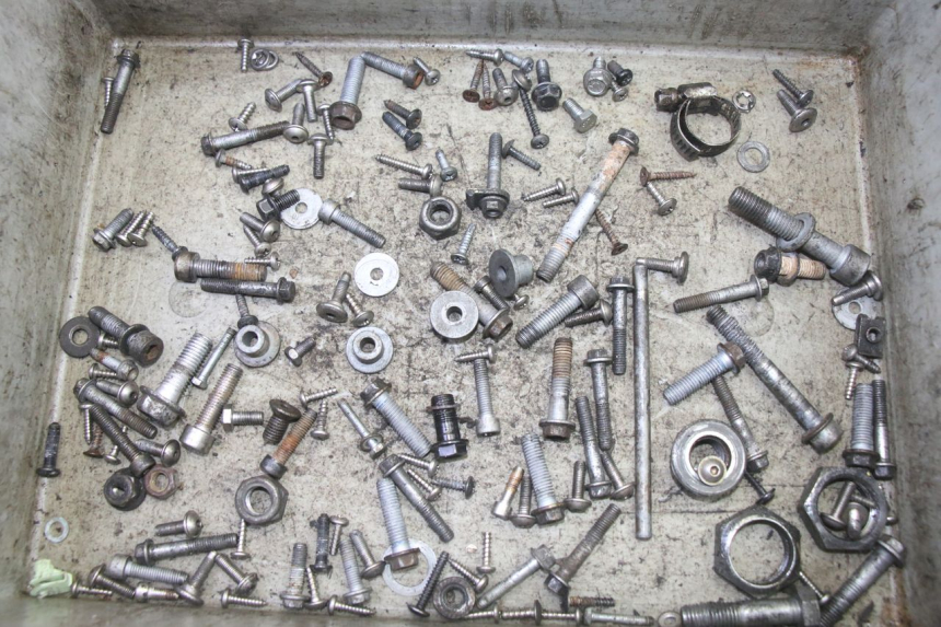 photo de SCHRAUBEN APRILIA SR R 2T LC 50 (2018 - 2021)