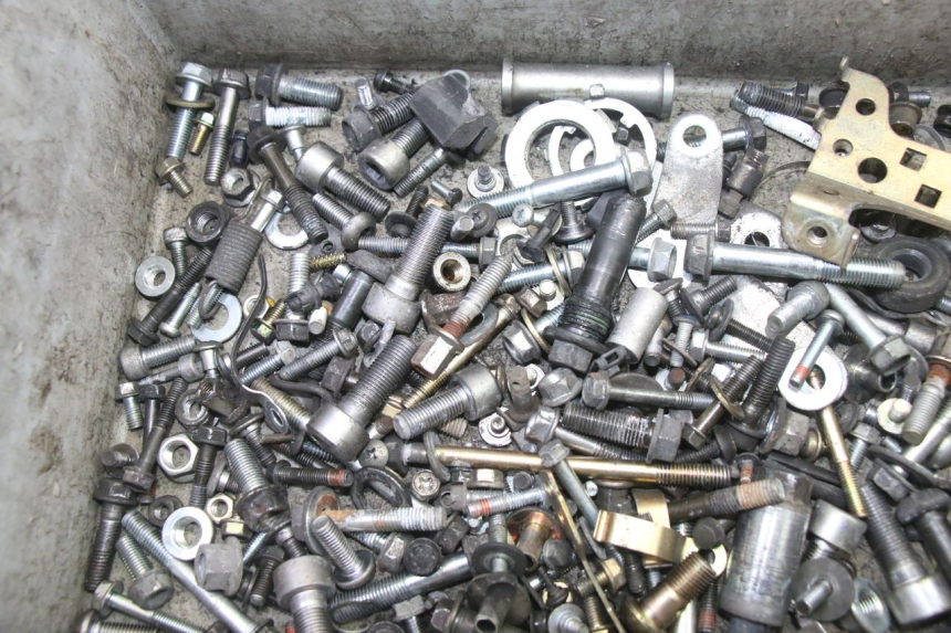 photo de SCHRAUBEN HONDA ST PAN EUROPEAN 1300 (2002 - 2013)