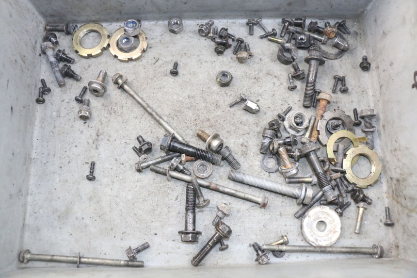 photo de SCHRAUBEN PEUGEOT STREETZONE 2T 50 (2014 - 2019)