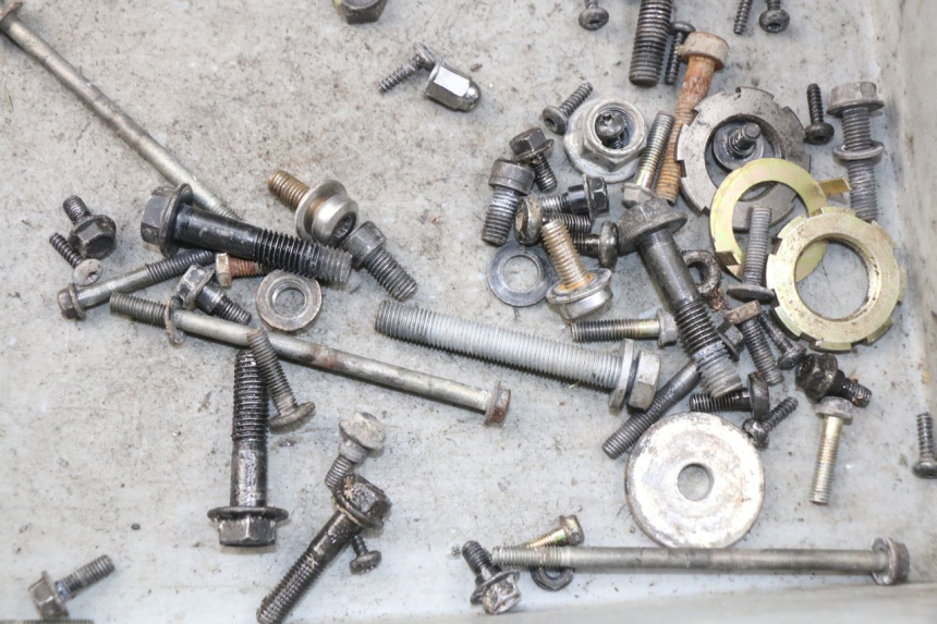 photo de SCHRAUBEN PEUGEOT STREETZONE 2T 50 (2014 - 2019)