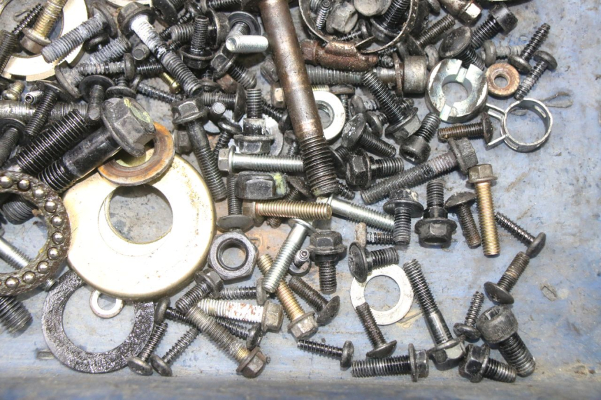 photo de SCHRAUBEN PEUGEOT STREETZONE I 2T 50 (2018 - 2020)