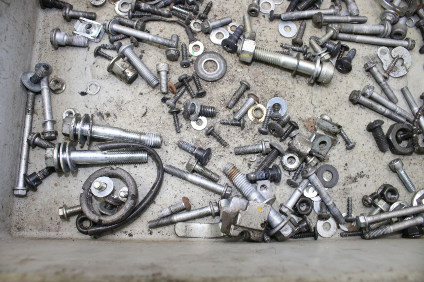 photo de SCHRAUBEN APRILIA SXR 50 (2021 - 2023)