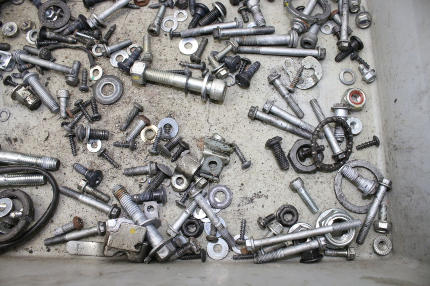 photo de SCHRAUBEN APRILIA SXR 50 (2021 - 2023)