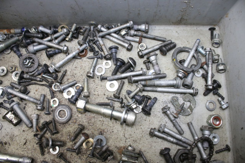 photo de SCHRAUBEN APRILIA SXR 50 (2021 - 2023)