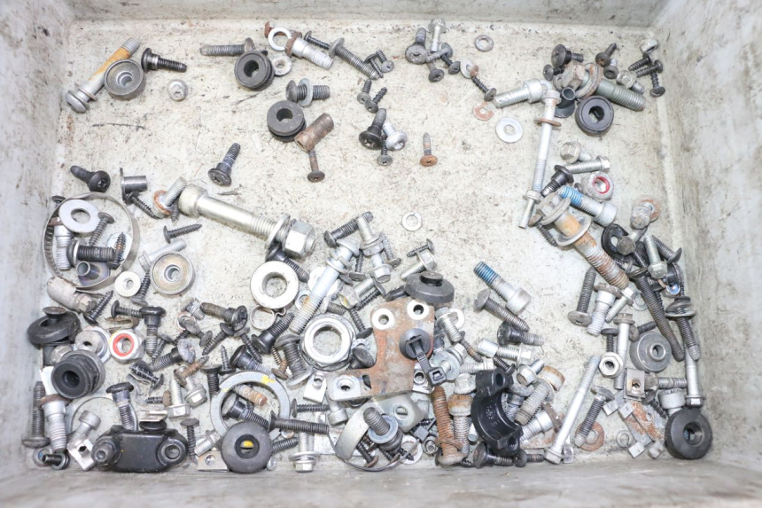 photo de SCHRAUBEN APRILIA SXR 50 (2021 - 2023)