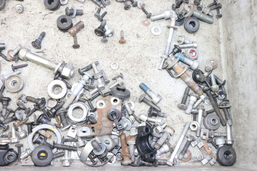 photo de SCHRAUBEN APRILIA SXR 50 (2021 - 2023)