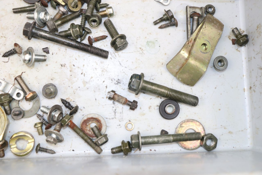 photo de SCHRAUBEN SYM FIDDLE 2 S 125 (2012 - 2014)