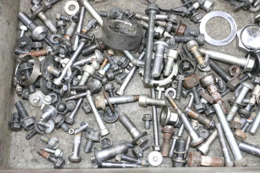 photo de SCHRAUBEN YAMAHA TDM ABS 900 (2002 - 2014) - Alternative Perspektive