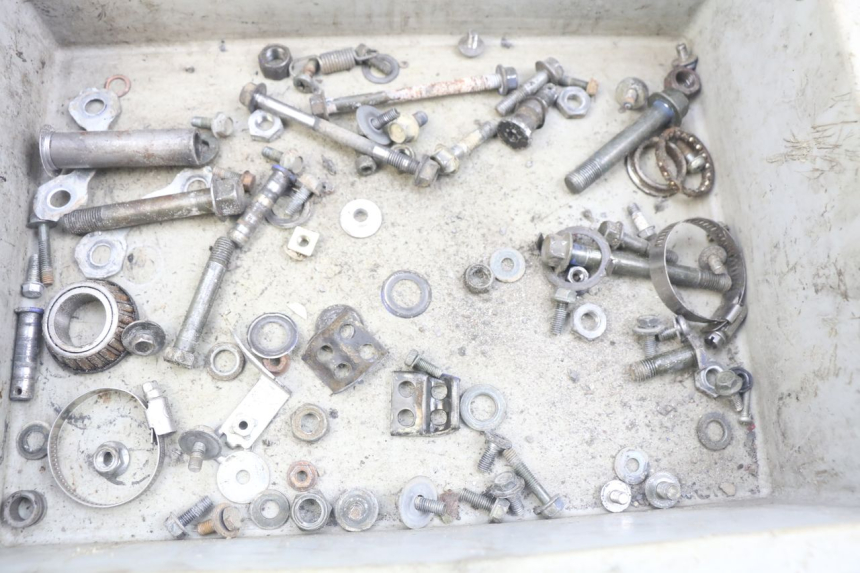 photo de SCHRAUBEN YAMAHA TTR 125 (2000 - 2020)