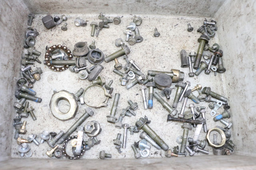 photo de SCHRAUBEN PEUGEOT TWEET PRO CARGO 50 (2018 - 2020)