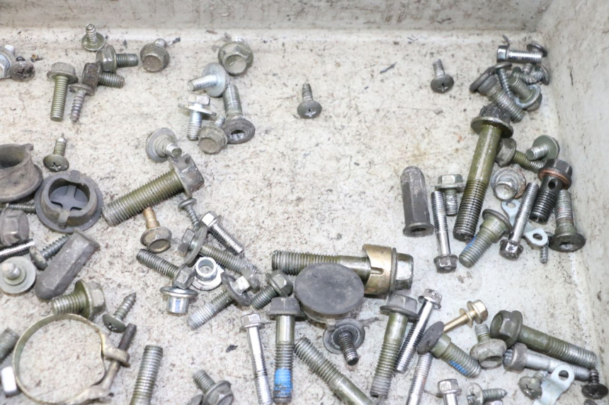 photo de SCHRAUBEN PEUGEOT TWEET PRO CARGO 50 (2018 - 2020)