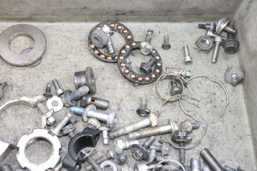 photo de SCHRAUBEN YAMAHA TZR 50 (2008 - 2016) - Gesamtansicht des Produkts