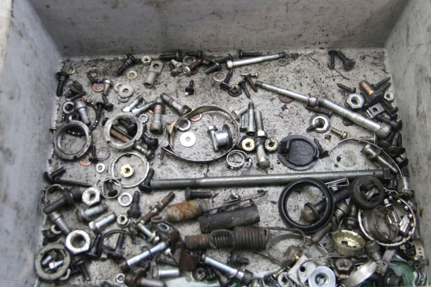 photo de SCHRAUBEN PIAGGIO VESPA GRANTURISMO 125 (2003 - 2007)