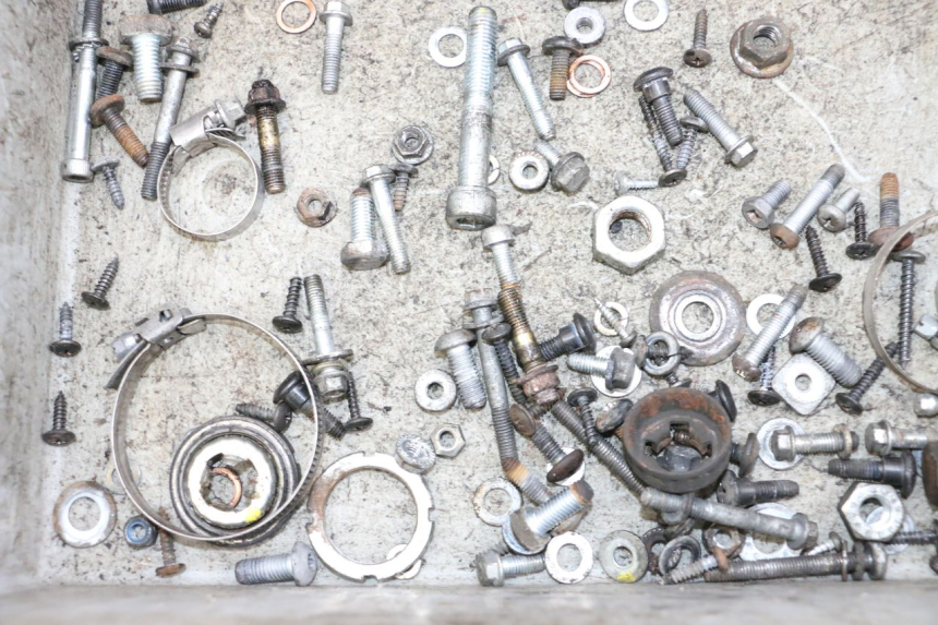 photo de SCHRAUBENBEUTEL PIAGGIO VESPA GTS SUPER IE 125 (2009 - 2016) - Alternative Perspektive