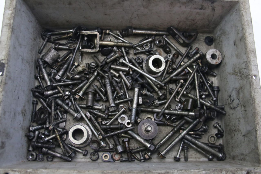 photo de SCHRAUBEN HONDA VFR FI RC46 800 (1998 - 2001) - Hauptansicht