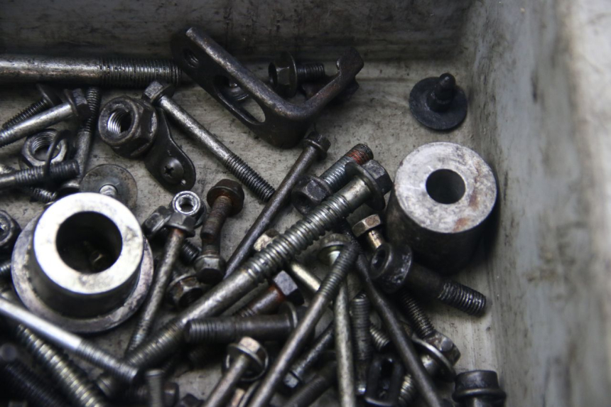 photo de SCHRAUBEN HONDA VFR FI RC46 800 (1998 - 2001) - Oberflächenzustand und Material