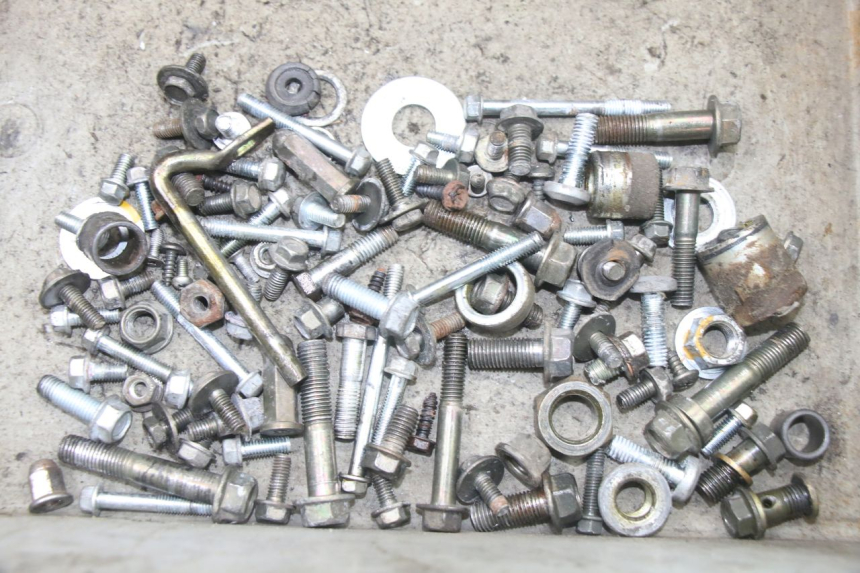 photo de SCHRAUBENBEUTEL VONROAD YIBEN 125 (2006 - 2010) - Hauptansicht