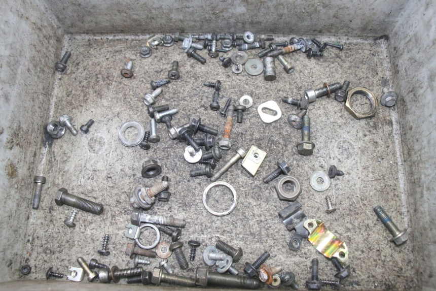 photo de SCHRAUBEN YAMAHA WHY 50 (1998 - 2000)