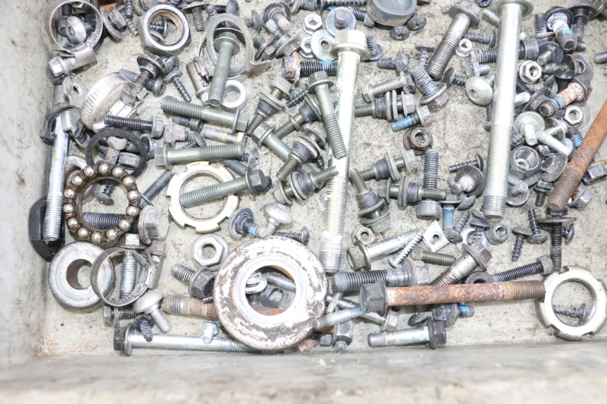 photo de SCHRAUBENBEUTEL YAMAHA X-MAX XMAX 125 (2010 - 2013) - Alternative Perspektive