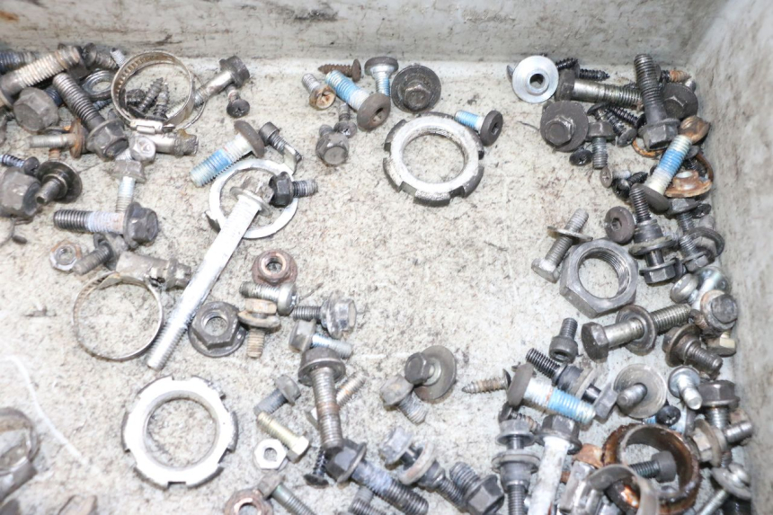 photo de SCHRAUBENBEUTEL YAMAHA XMAX X-MAX 125 (2006 - 2009) - Zoom auf Gebrauchszustand