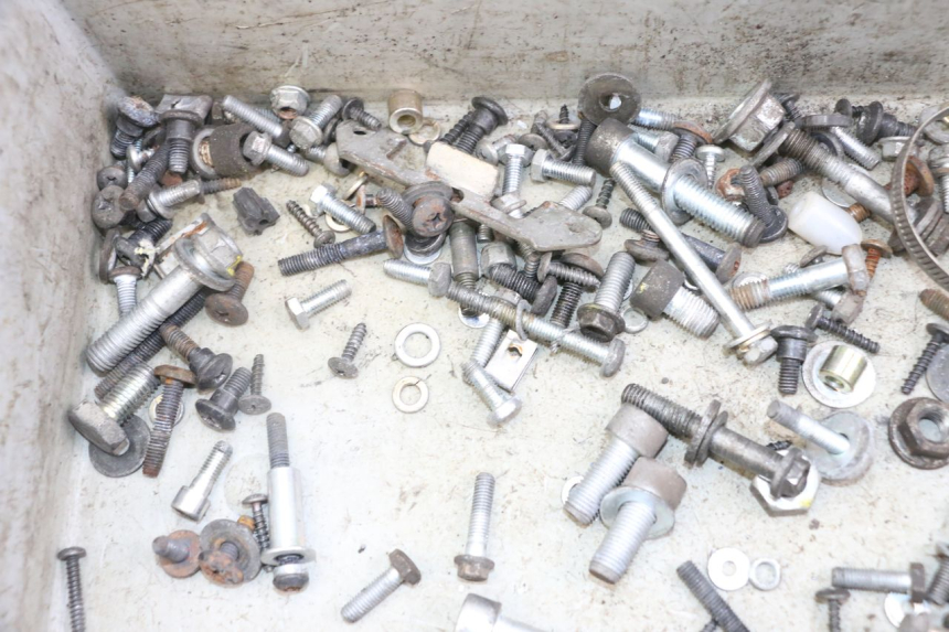 photo de SCHRAUBENBEUTEL PIAGGIO XEVO - X EVO 125 (2007 - 2016) - Zoom auf Gebrauchszustand