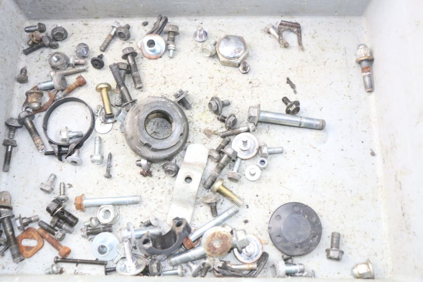 photo de SCHRAUBEN HONDA XLV VARADERO 125 (2000 - 2006)