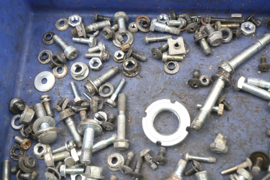 photo de SCHRAUBEN HYOSUNG XRX 125 (2000 - 2008)