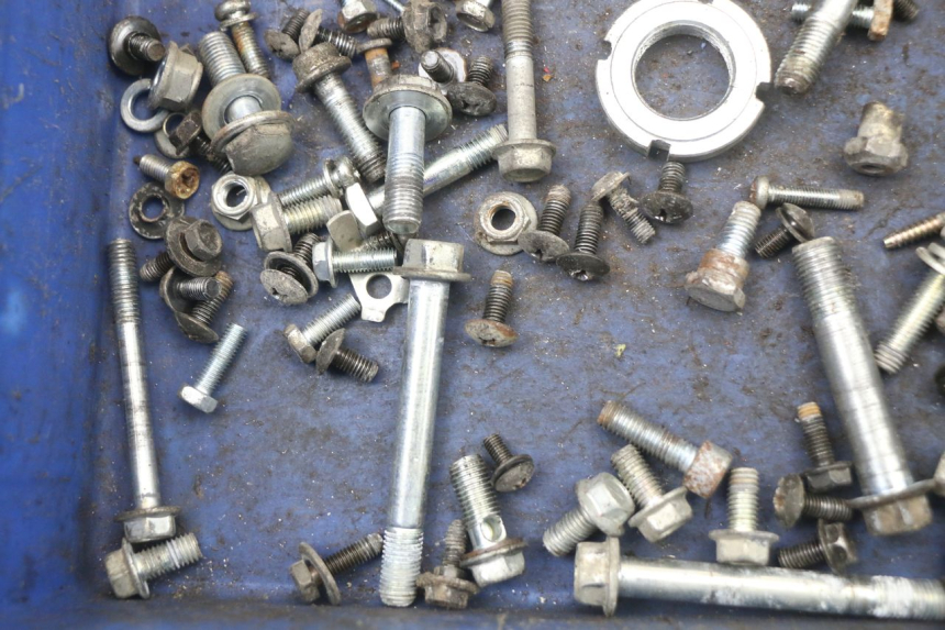 photo de SCHRAUBEN HYOSUNG XRX 125 (2000 - 2008)