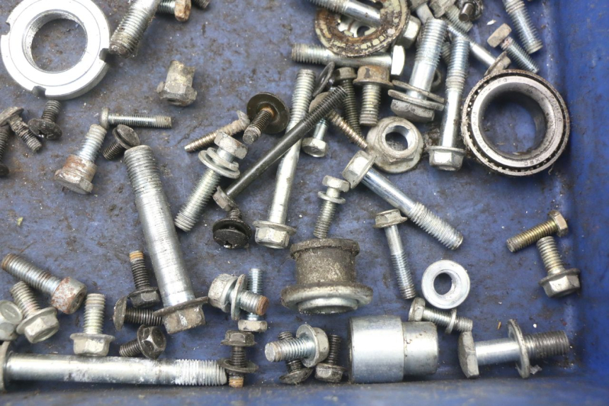 photo de SCHRAUBEN HYOSUNG XRX 125 (2000 - 2008)