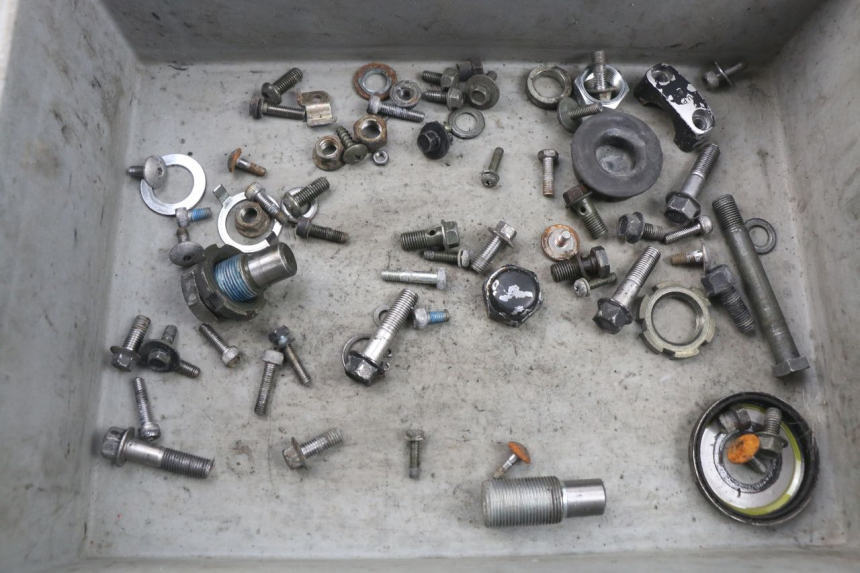 photo de SCHRAUBEN YAMAHA XVS DRAG STAR DRAGSTAR 650 (1997 - 2007)