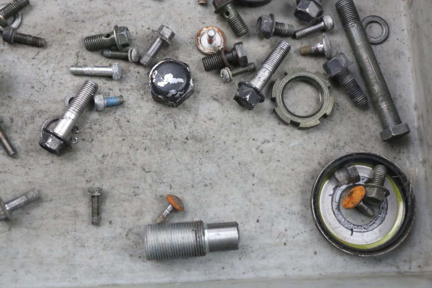 photo de SCHRAUBEN YAMAHA XVS DRAG STAR DRAGSTAR 650 (1997 - 2007)