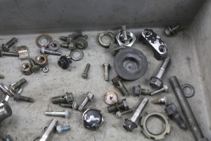 photo de SCHRAUBEN YAMAHA XVS DRAG STAR DRAGSTAR 650 (1997 - 2007)