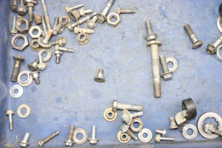 photo de SCHRAUBEN YAMAHA YZ-F YZF 250 (2014 - 2018)