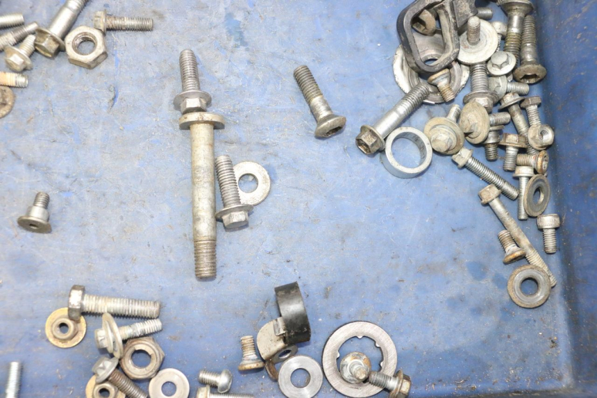 photo de SCHRAUBEN YAMAHA YZ-F YZF 250 (2014 - 2018)