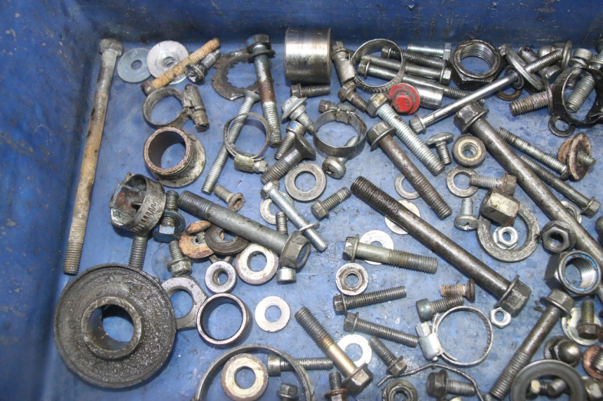 photo de SCHRAUBEN YAMAHA YZ 125 (1998 - 2005)