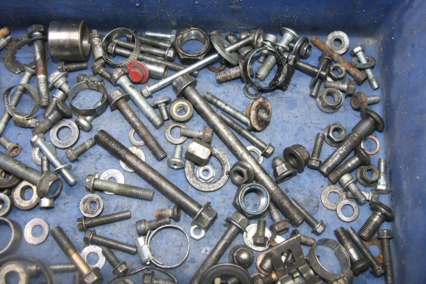 photo de SCHRAUBEN YAMAHA YZ 125 (1998 - 2005)