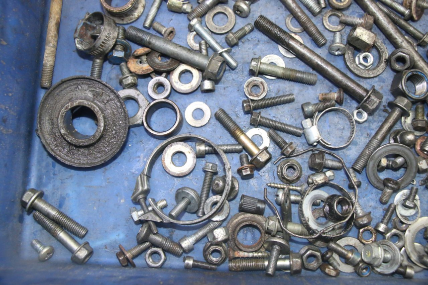 photo de SCHRAUBEN YAMAHA YZ 125 (1998 - 2005)