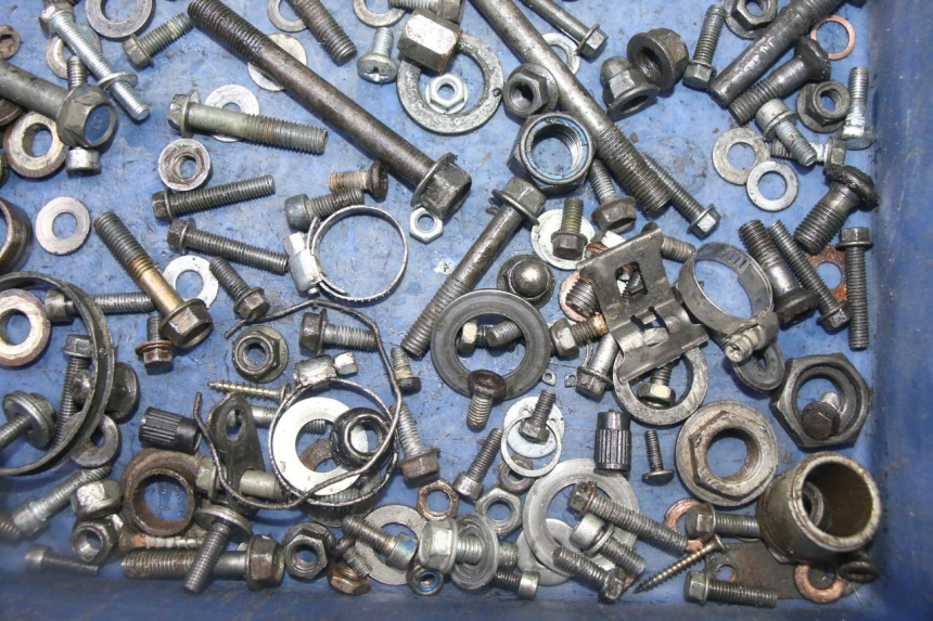 photo de SCHRAUBEN YAMAHA YZ 125 (1998 - 2005)