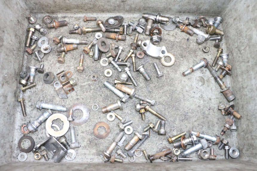 photo de SCHRAUBEN KYMCO ZING 125 (1997 - 2003) - Hauptansicht