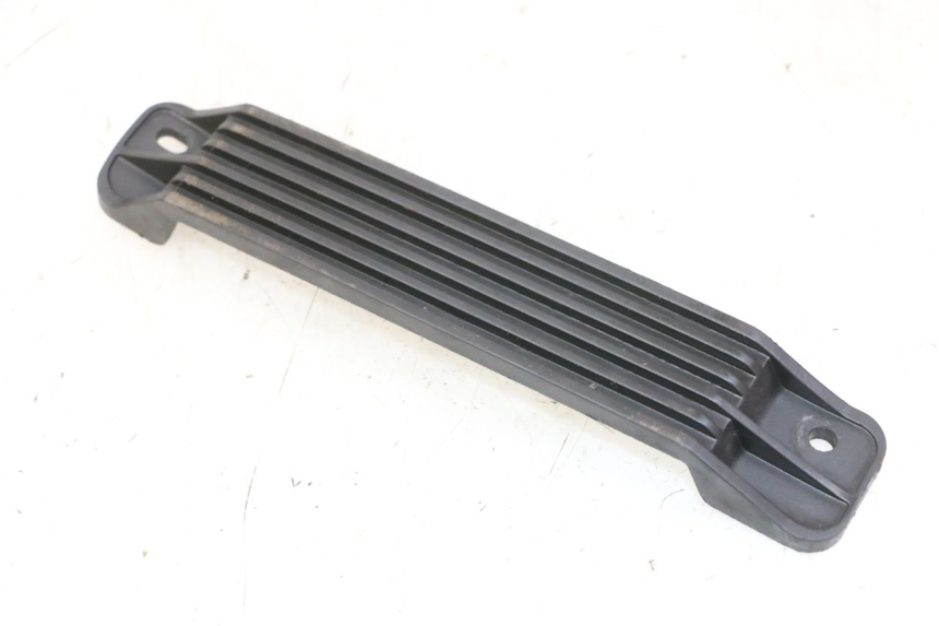 photo de BATTERIEHALTER PIAGGIO VESPA GRANTURISMO 200 (2004 - 2005)