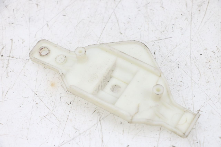 photo de BATTERIEHALTER PEUGEOT SATELIS 125 (2013 - 2018) - Technische Nahaufnahme