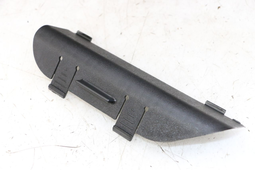 photo de WERKZEUG HALTER PIAGGIO NRG POWER PUREJET 50 (2018 - 2021)