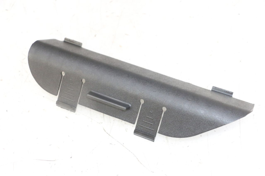 photo de WERKZEUG HALTER PIAGGIO NRG POWER PUREJET 50 (2018 - 2021)