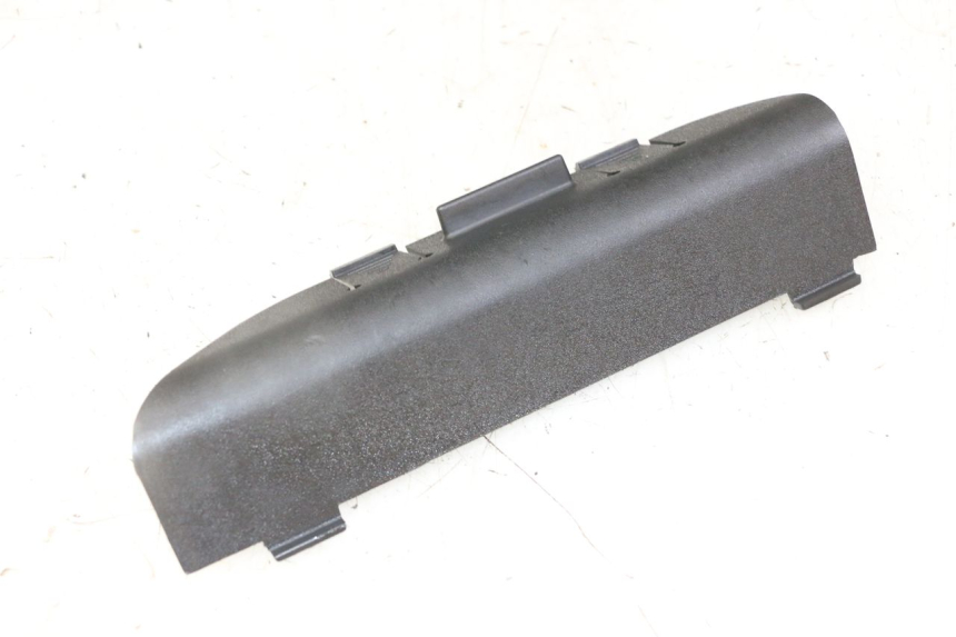 photo de WERKZEUG HALTER PIAGGIO NRG POWER PUREJET 50 (2018 - 2021)
