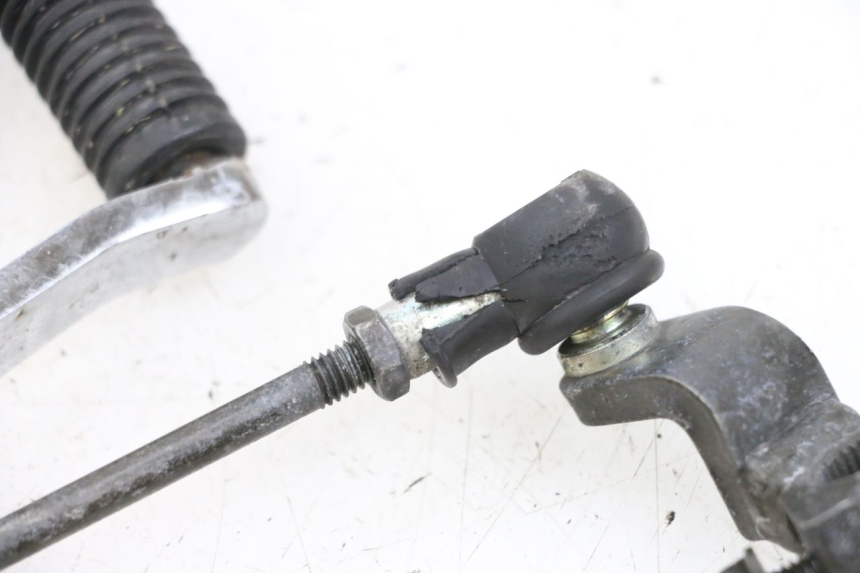 photo de SCHALTHEBEL KAWASAKI ZR 7 750 (1999 - 2001) - Details der Befestigungspunkte